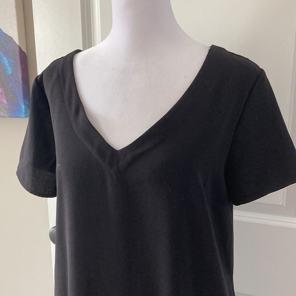 Apt 9 small black dress shirt sleeves pockets v-neck - Picture 2 of 13